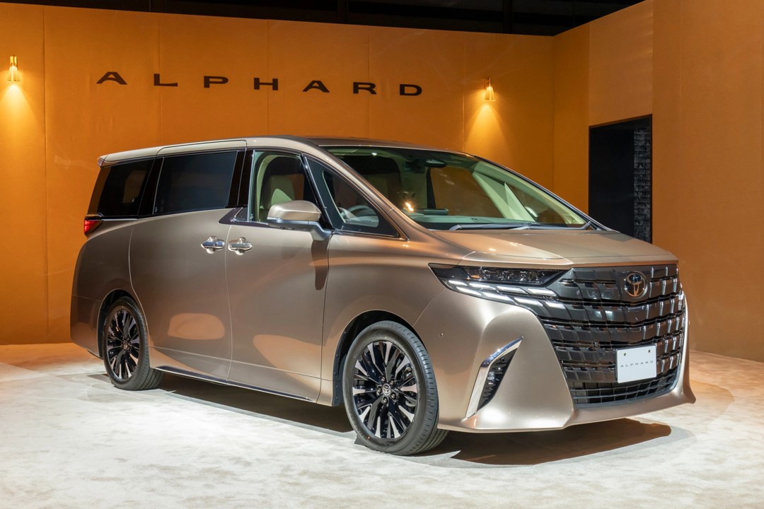 toyota alphard