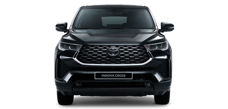 toyota innova cross