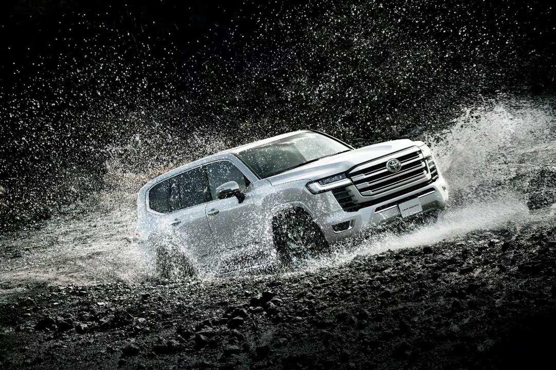 toyota land cruiser 300